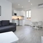 Republique Garibaldi Apartment *