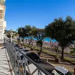 Quai Promenade New Seafront Balcony Air Conditioning Apartment *