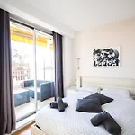 Appt A 150m De La Apartment
