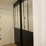 Chic And Cosy Gv Port Garibaldi Apartment