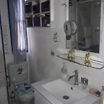 Chambre Privee Avec Sdb Partagee Chez L'habitant A 10mn De La Mer Homestay Nice