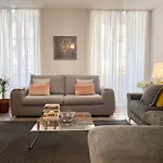 Cozy 2br Near The Port Of Apartment *