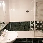 Chill Out Apartment, 2 Mins From * Nice
