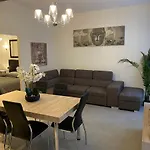 Apartment Zen And Charming - Center -5 Min Walk To Sea- 2br *