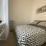 Apartment Zen And Charming - Center -5 Min Walk To Sea- 2br