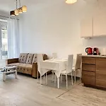 2-bedrooms аpartment Port With Parking Apartment