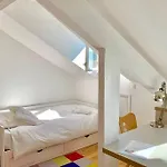 Studio On The Attic 3min From The Sea & Main Street Nice