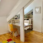 Studio On The Attic 3min From The Sea & Main Street Apartment Nice