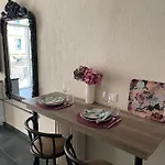 Apartment Cozy With A Sea View Nice