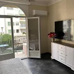 Cozy With A Sea View Apartment