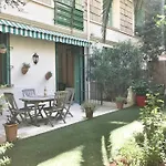 Homelivia, Luxueux Appartement Avec Jardin Prive