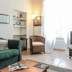Nice Center Apartment, Place Massena