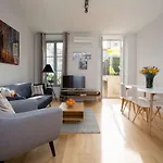 F2 Terrasse, Moderne, Hyper Centre, Clim, Ascenseur- Dubouchage Apartment