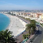 F2 Terrasse, Moderne, Hyper Centre, Clim, Ascenseur- Dubouchage Apartment Nice