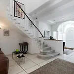Stylish Art Deco Near The Sea 4 Bdrs Pool And Garage Nice