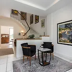 Stylish Art Deco Villa Near The Sea 4 Bdrs Pool And Garage