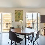 Ross 5- F2, Lumineux, Balcon, Loft, Clim, Vieux-nice Nice