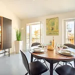 Ross 5- F2, Lumineux, Balcon, Loft, Clim, Vieux-nice Nice