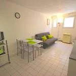 studio cosy à 5 minutes des plages Le Salica