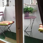 Center - Bright Studio Balcony Wifi & Aircon