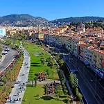 En Bord De * Nice