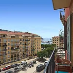 Sunlight - Marinette - Port Area, 2 Bedrooms, Sleep 6, Sea View Apartment Nice