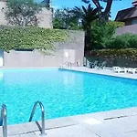 Azurelle