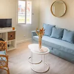 Pres De La Promenade Des Apartment *