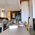 06j - Superb Duplex Loft With Ac - Sea View Apartment