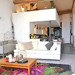 06j - Superb Duplex Loft With Ac - Sea View Apartment *