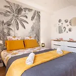 Apartment Jj8 - Magnifique 3pieces, Entierement Renove, Clim, Vieux-nice *