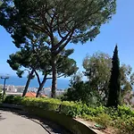 Apartment Nice, Grand Studio - Piscine - Terrasse Vue Mer