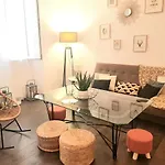 Beautiful Old Town Home - 2 Bedrooms Apartment