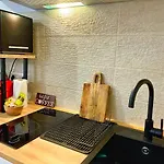 Cosy Modern In The Heart Of With Ac Nice