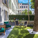 Luxury 3 Bdr Garden & Parking - Angels\' Garden