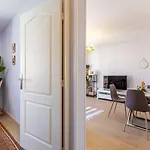 Providence - Elegant F3, Vue Incroyable, Balcon,ascenseur, Wifi