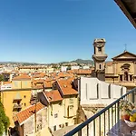 Apartment Providence - Elegant F3, Vue Incroyable, Balcon,ascenseur, Wifi