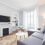 Chezdudi Apartment