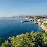 Appartement 2 Chambres Refait A Neuf, Climatise, A 2 Min De La Mer
