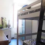 2 Spacious Bedrooms Near Riquier Station!