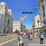 Nestor&Jeeves - Notre Dame - Hyper Center - Top Floor - 180 View