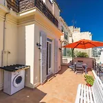 Open Sky Terrace Downtown Studio