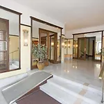 Top Floor Miramar Sea Front