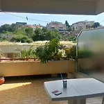 Park Fabron 2 Pieces Terrasse Piscine Parking