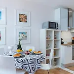 8 Condamine - Stylish In Old Town - 2 Pieces - 300m De La