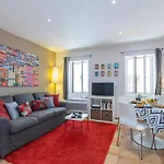 8 Condamine - Stylish In Old Town - 2 Pieces - 300m De La Apartment *