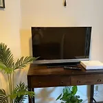 Moderne, 2 Chambres, 6 Couchages, Easy Check-in Apartment *