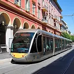 Lovely Apartment Heart Of Golden Square Fiber Wifi