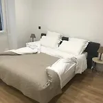 Apartment Sea View Port *