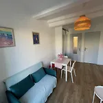 Renting - Jaures - Cosy Flat - Old Town - Great View - Aircon Apartment